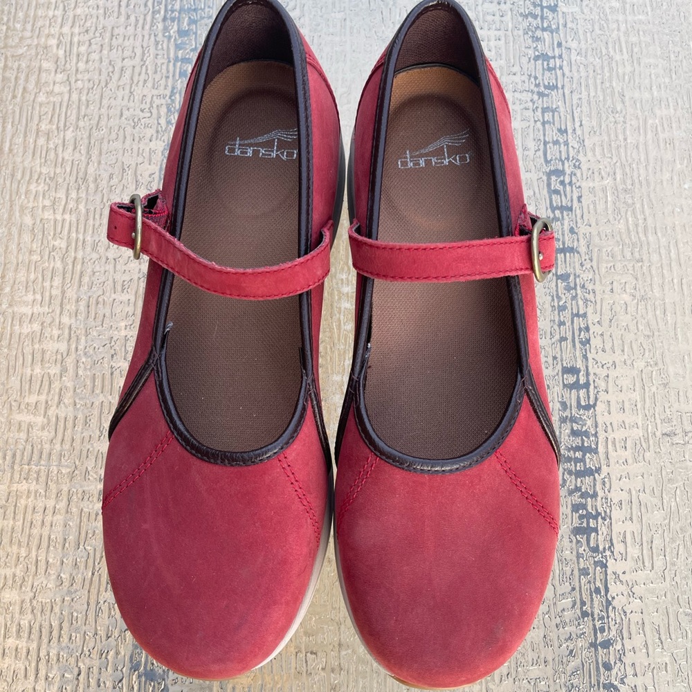 Dansko Women's Steffi Red Nubuck Mary Jane Size 39